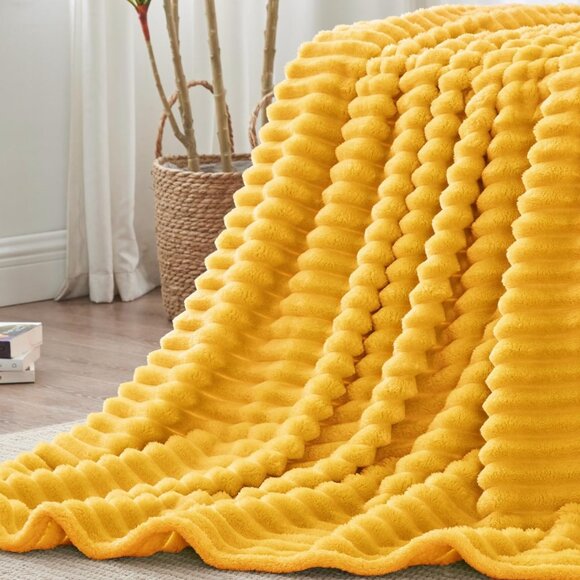 Super Soft Fall Throw Blanket Orange 50"x60" - Picture 2 of 6